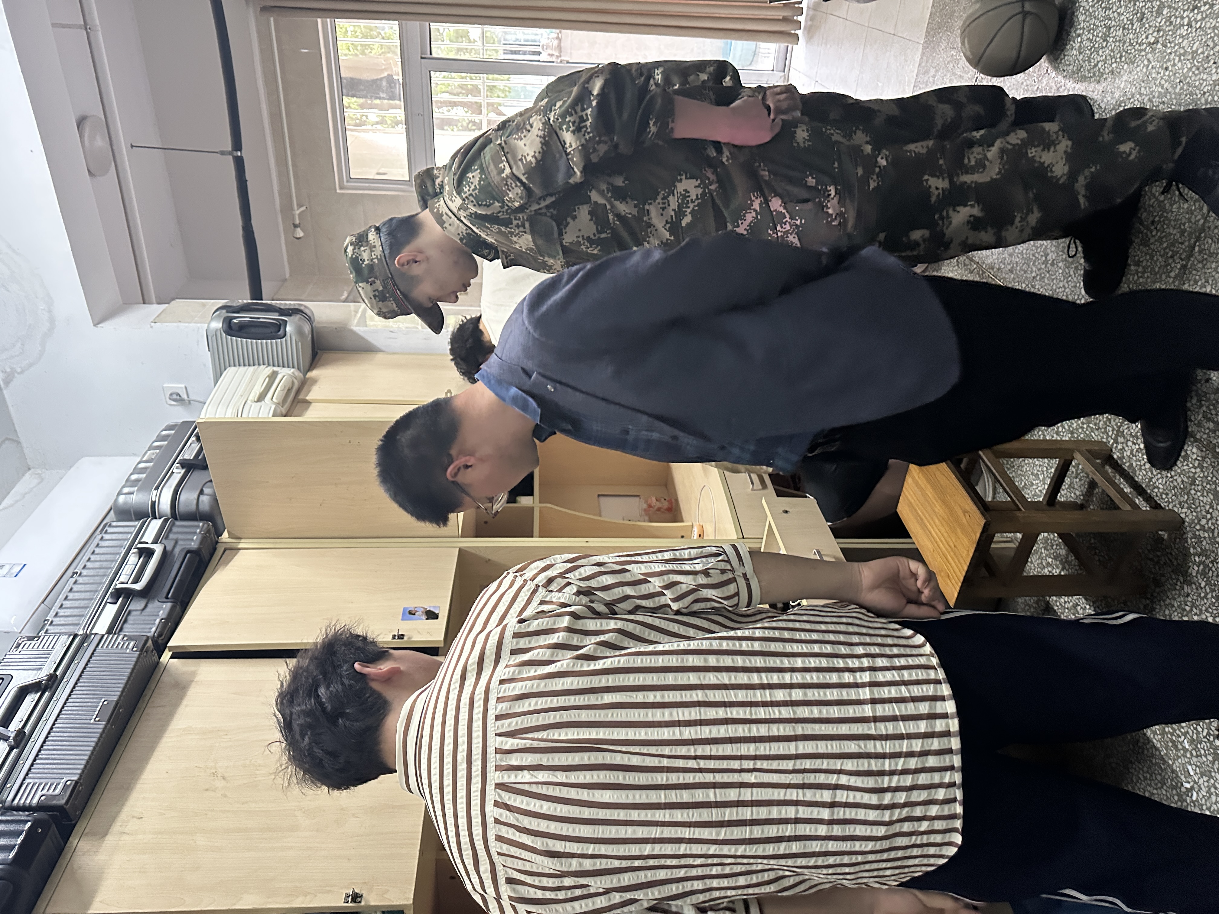 微信图片_202504180956051.jpg 微信图片_202504180956051.jpg