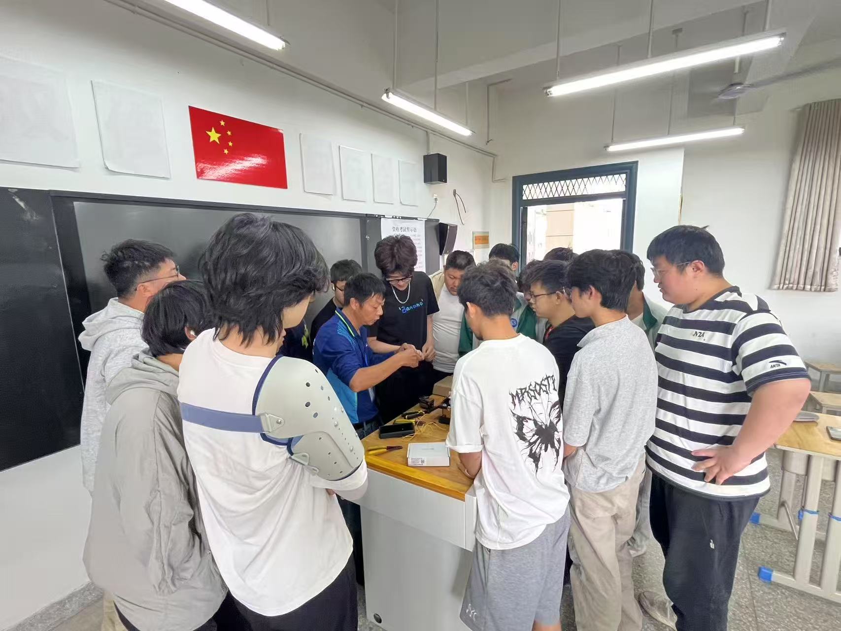 微信图片_202506100822133.jpg 微信图片_202506100822133.jpg